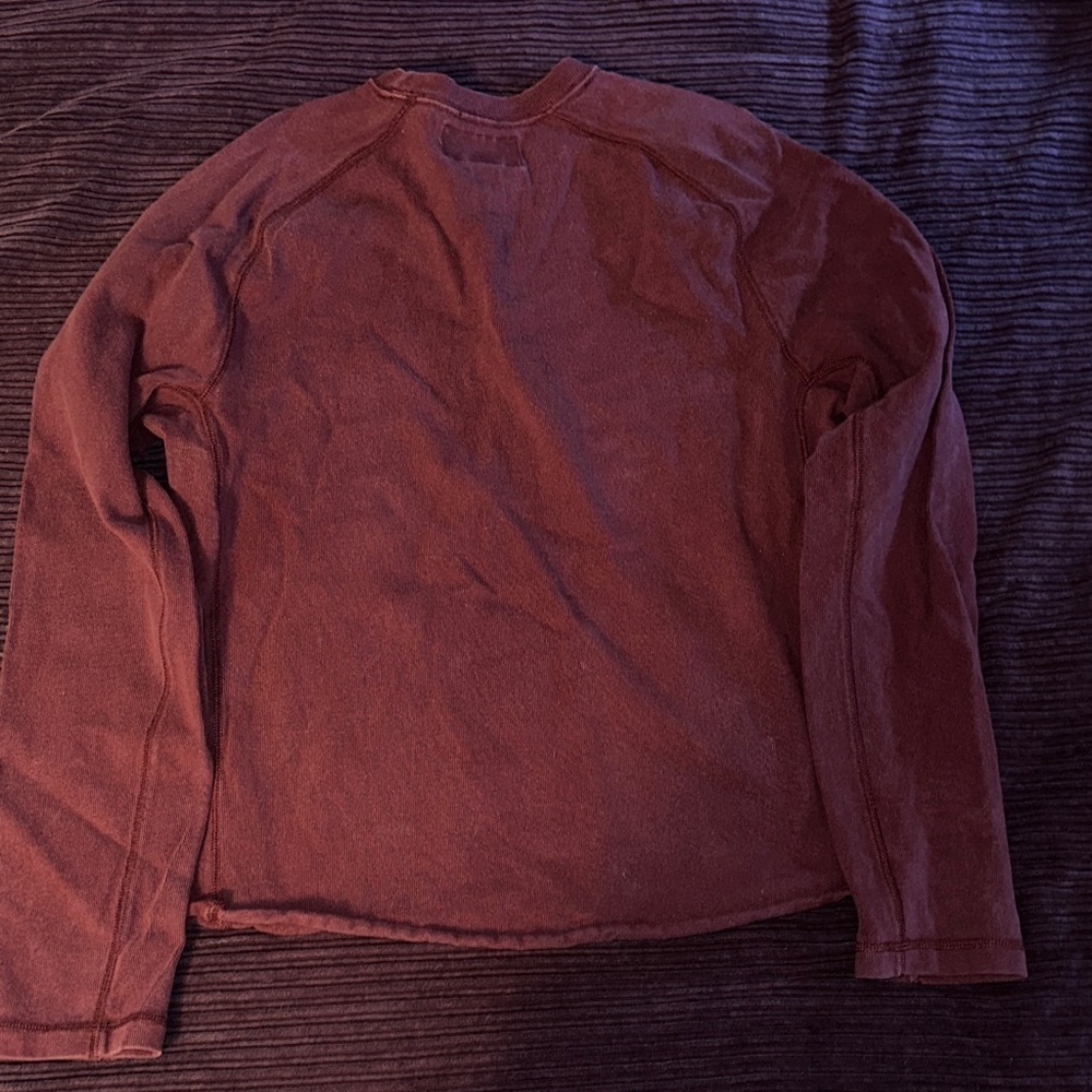 Abercrombie & Fitch Burgundy Crewneck - Picture 4 of 4